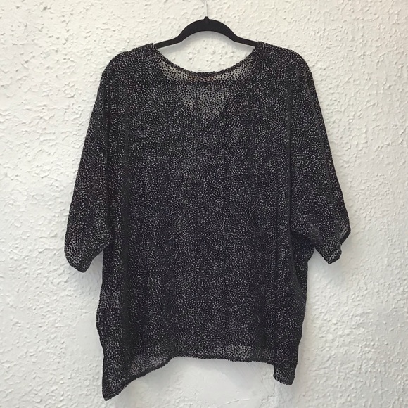 ME & THEE Compassion Fatigue Devore Silk Top - Picture 9 of 11